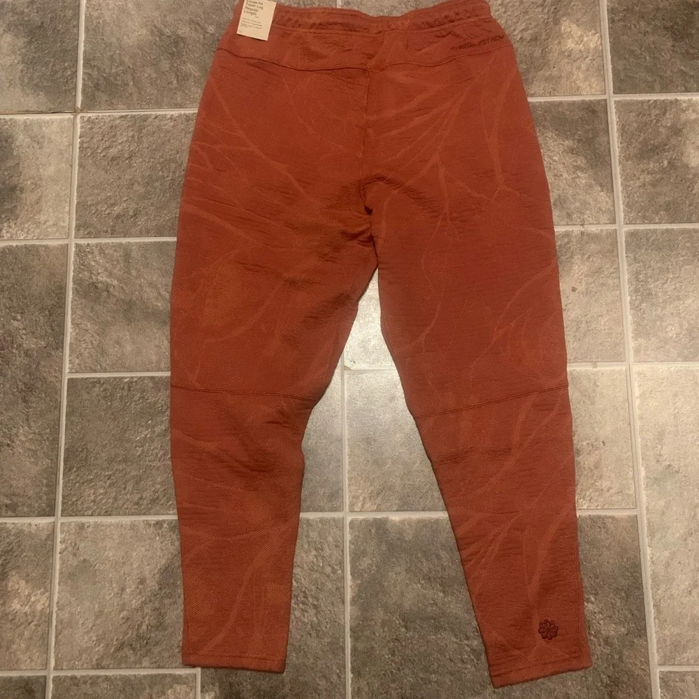 Nike Sportswear Therma-FIT ADV Tech Fleece "MARS STONE" Joggers DX8048-641 S - Picture 9 of 9